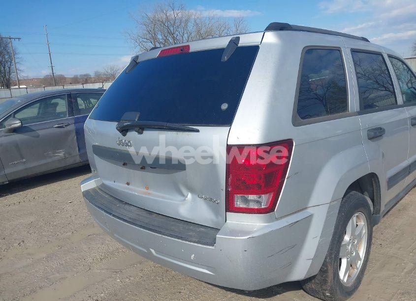 Photo 6 of 2005 Jeep Grand CHEROKEE LAREDO (VIN 1J4GR48KX5C567771)