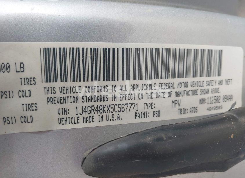 Photo 9 of 2005 Jeep Grand CHEROKEE LAREDO (VIN 1J4GR48KX5C567771)