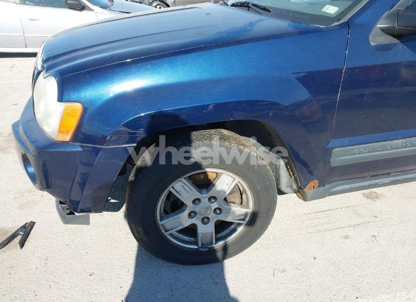 Photo 6 of 2005 Jeep Grand CHEROKEE LAREDO (VIN 1J4GR48KX5C680619)