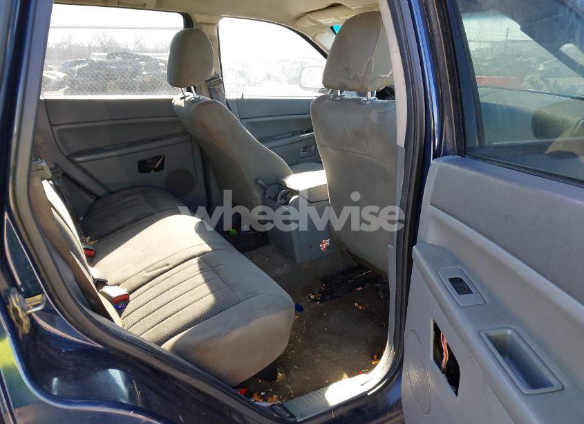 Photo 8 of 2005 Jeep Grand CHEROKEE LAREDO (VIN 1J4GR48KX5C680619)
