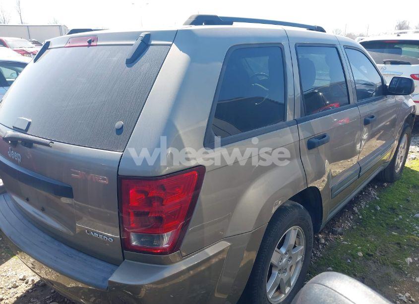 Photo 4 of 2005 Jeep Grand CHEROKEE LAREDO (VIN 1J4GS48K05C663137)