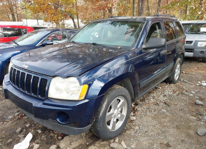 Photo 2 of 2005 Jeep Grand CHEROKEE LAREDO (VIN 1J4GS48K05C686434)
