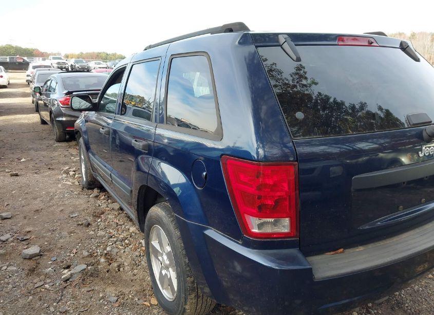 Photo 3 of 2005 Jeep Grand CHEROKEE LAREDO (VIN 1J4GS48K05C686434)