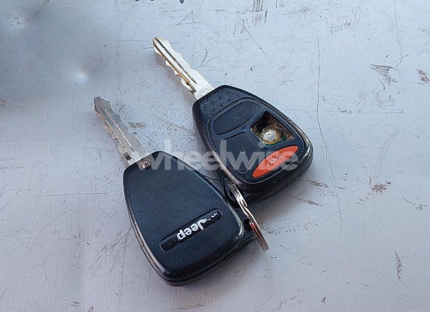 Photo 11 of 2005 Jeep Grand CHEROKEE LAREDO (VIN 1J4GS48K15C524778)