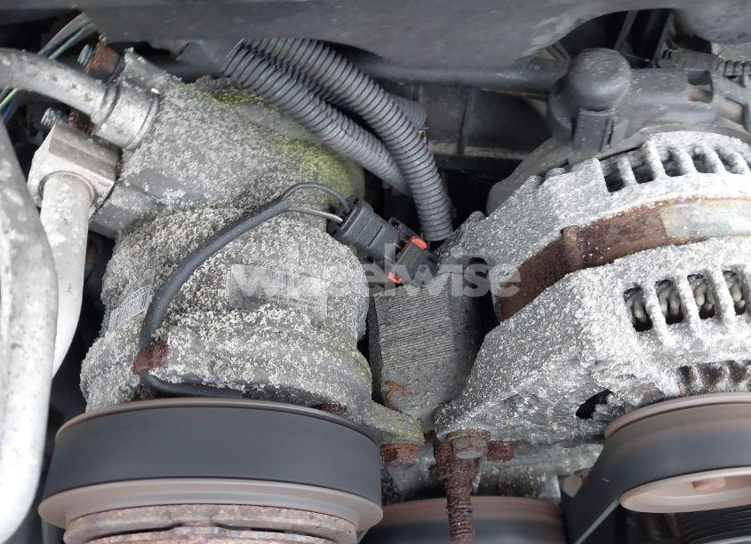 Photo 6 of 2005 Jeep Grand CHEROKEE LAREDO (VIN 1J4GS48K25C633430)