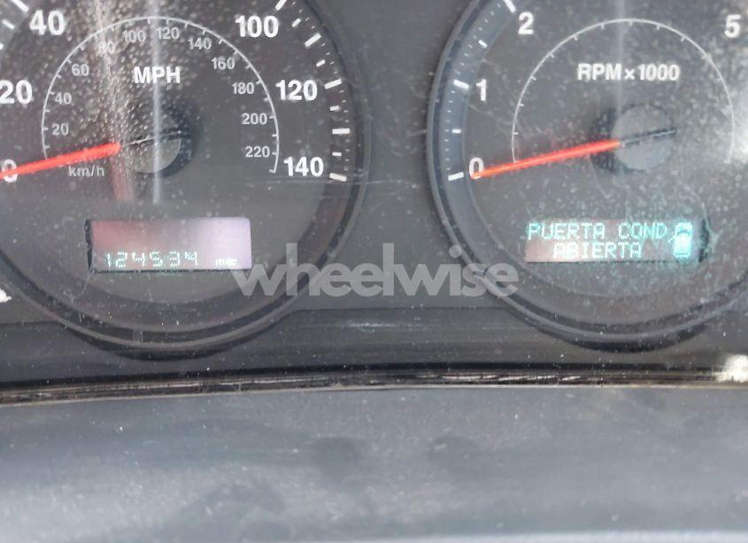 Photo 7 of 2005 Jeep Grand CHEROKEE LAREDO (VIN 1J4GS48K35C507044)