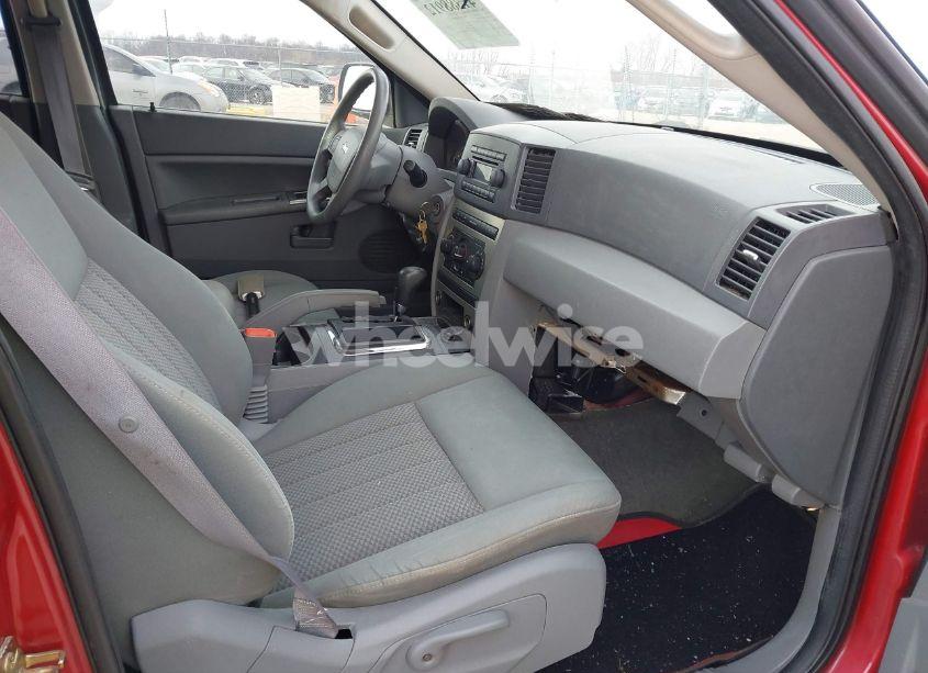 Photo 5 of 2005 Jeep Grand CHEROKEE LAREDO (VIN 1J4GS48K45C656529)