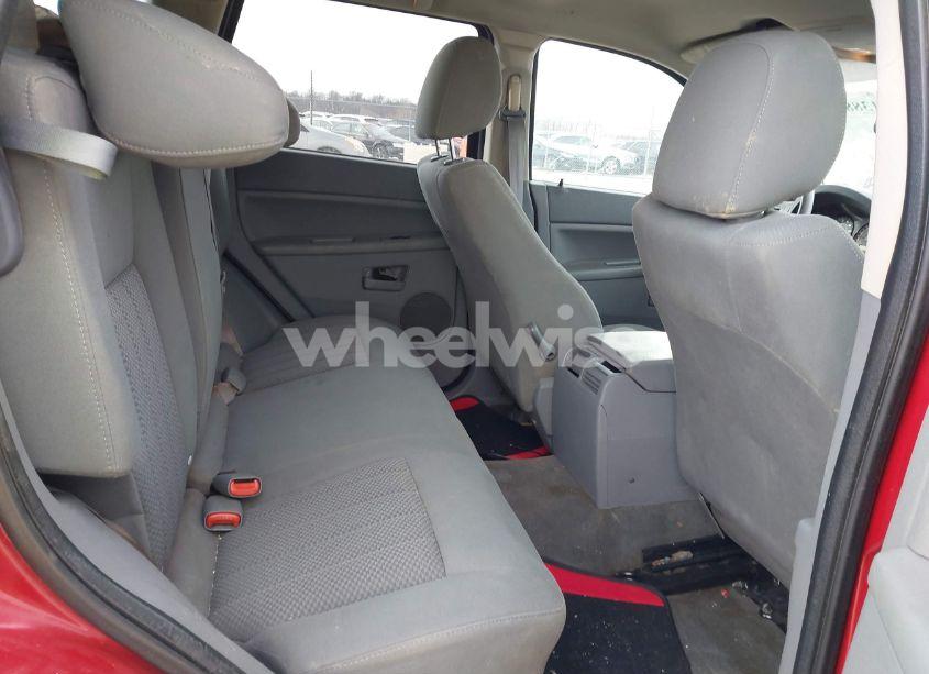 Photo 8 of 2005 Jeep Grand CHEROKEE LAREDO (VIN 1J4GS48K45C656529)