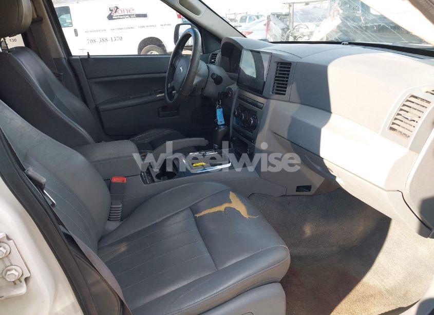 Photo 5 of 2005 Jeep Grand CHEROKEE LAREDO (VIN 1J4GS48K55C536433)