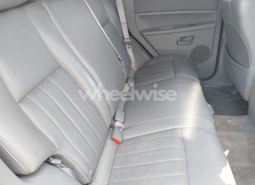 Photo 8 of 2005 Jeep Grand CHEROKEE LAREDO (VIN 1J4GS48K55C536433)