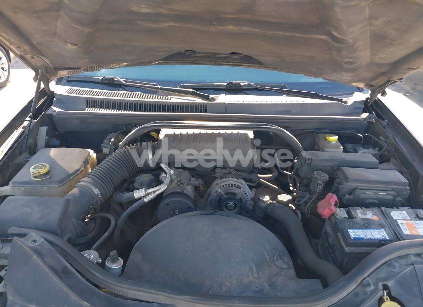 Photo 10 of 2005 Jeep Grand CHEROKEE LAREDO (VIN 1J4GS48K65C724250)