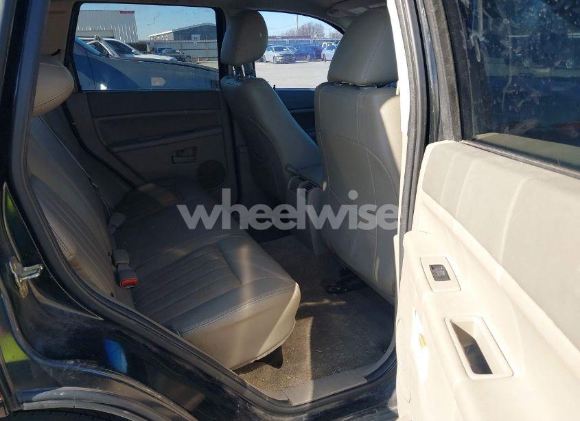 Photo 8 of 2005 Jeep Grand CHEROKEE LAREDO (VIN 1J4GS48K65C724250)