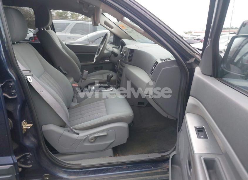 Photo 5 of 2006 Jeep Grand CHEROKEE LAREDO (VIN 1J4GS48K76C187681)