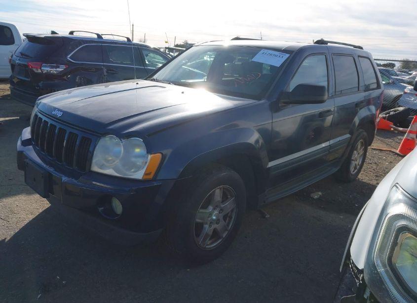 Photo 2 of 2005 Jeep Grand CHEROKEE LAREDO (VIN 1J4GS48K85C584234)