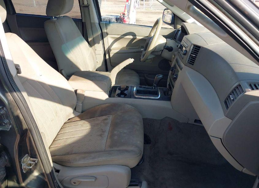 Photo 5 of 2005 Jeep Grand CHEROKEE LAREDO (VIN 1J4GS48K85C638292)