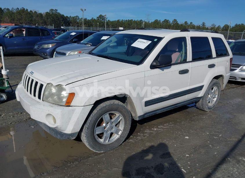 Photo 2 of 2005 Jeep Grand CHEROKEE LAREDO (VIN 1J4GS48N75C505209)
