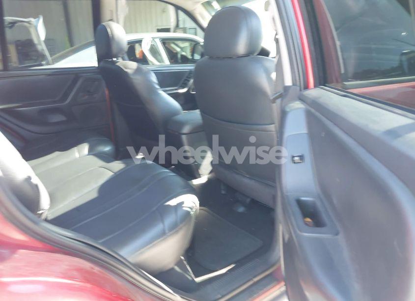 Photo 8 of 2002 Jeep Grand CHEROKEE SPORT (VIN 1J4GW38N22C258112)