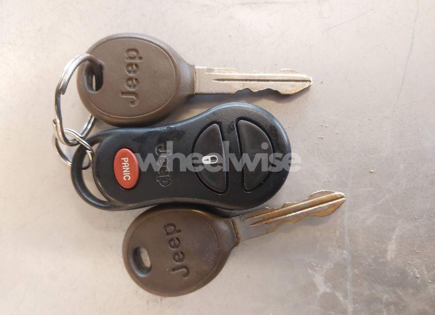 Photo 11 of 2004 Jeep Grand CHEROKEE LAREDO (VIN 1J4GW48J94C280114)