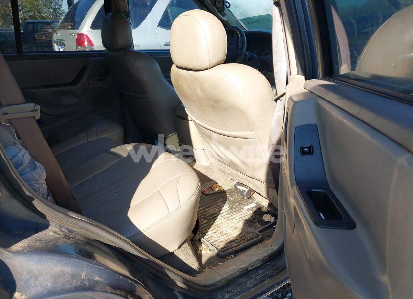 Photo 8 of 2004 Jeep Grand CHEROKEE LAREDO (VIN 1J4GW48N04C240409)