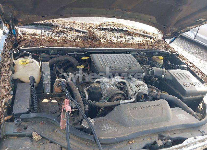 Photo 10 of 2002 Jeep Grand CHEROKEE LAREDO (VIN 1J4GW48N32C266368)