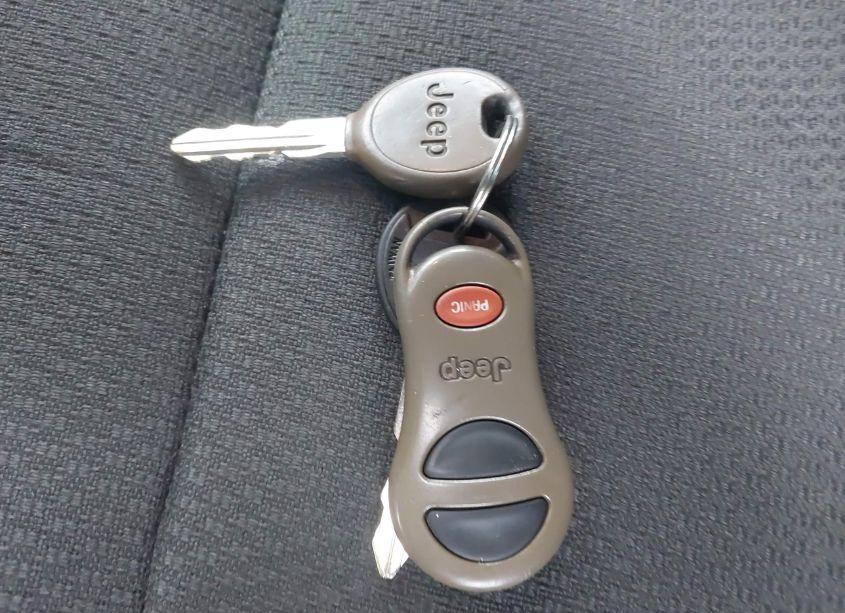 Photo 11 of 2002 Jeep Grand CHEROKEE LAREDO (VIN 1J4GW48N72C188371)