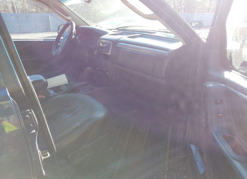 Photo 5 of 2002 Jeep Grand CHEROKEE LAREDO (VIN 1J4GW48N82C280802)