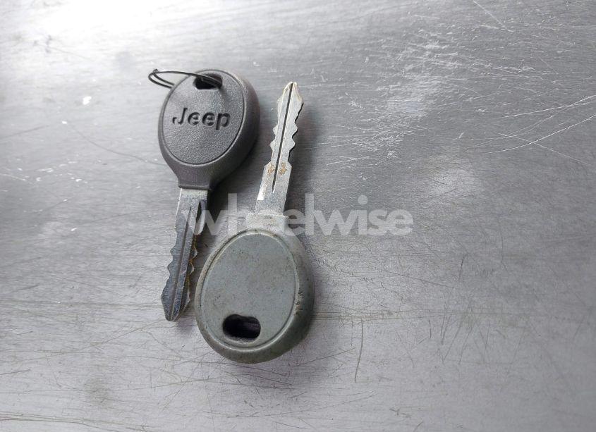 Photo 11 of 2004 Jeep Grand CHEROKEE LAREDO (VIN 1J4GW48N94C186172)