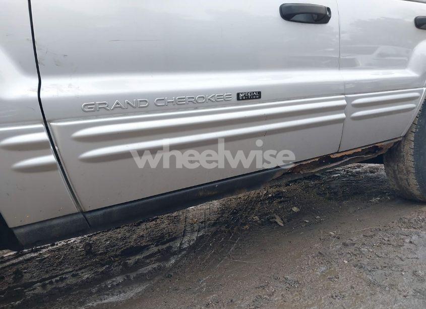 Photo 12 of 2004 Jeep Grand CHEROKEE LAREDO (VIN 1J4GW48N94C186172)