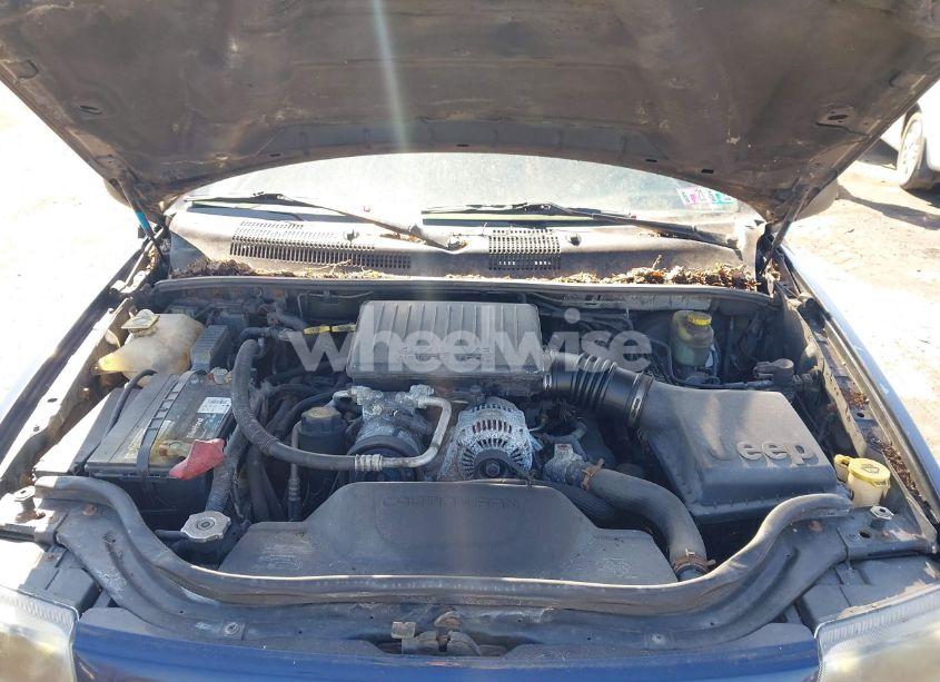 Photo 10 of 2004 Jeep Grand CHEROKEE LAREDO (VIN 1J4GW48N94C261615)