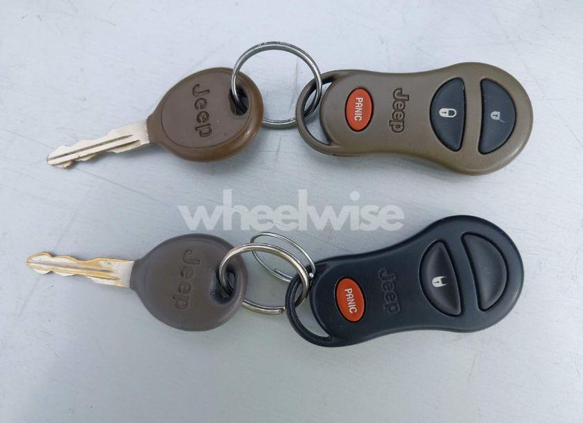 Photo 11 of 2002 Jeep Grand CHEROKEE LAREDO (VIN 1J4GW48S02C140765)