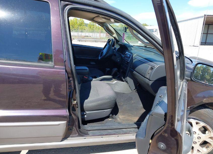 Photo 5 of 2004 Jeep Grand CHEROKEE LAREDO (VIN 1J4GW48S04C189578)