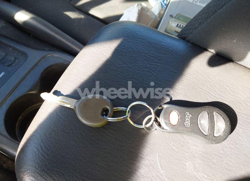 Photo 11 of 2004 Jeep Grand CHEROKEE LAREDO (VIN 1J4GW48S04C269088)