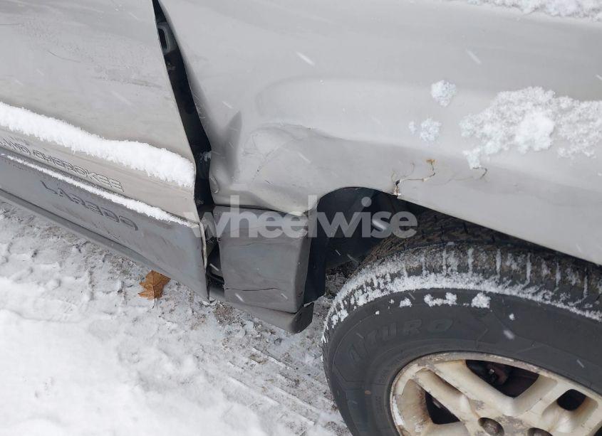 Photo 6 of 2004 Jeep Grand CHEROKEE LAREDO (VIN 1J4GW48S14C177116)