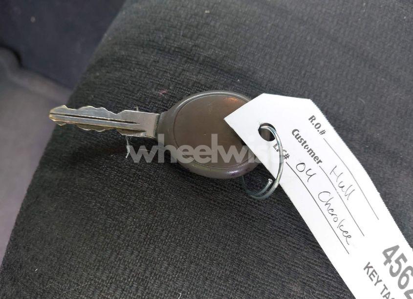 Photo 11 of 2004 Jeep Grand CHEROKEE LAREDO (VIN 1J4GW48S14C198869)