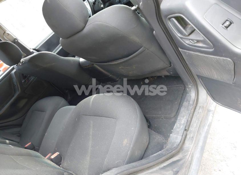 Photo 8 of 2004 Jeep Grand CHEROKEE LAREDO (VIN 1J4GW48S14C198869)