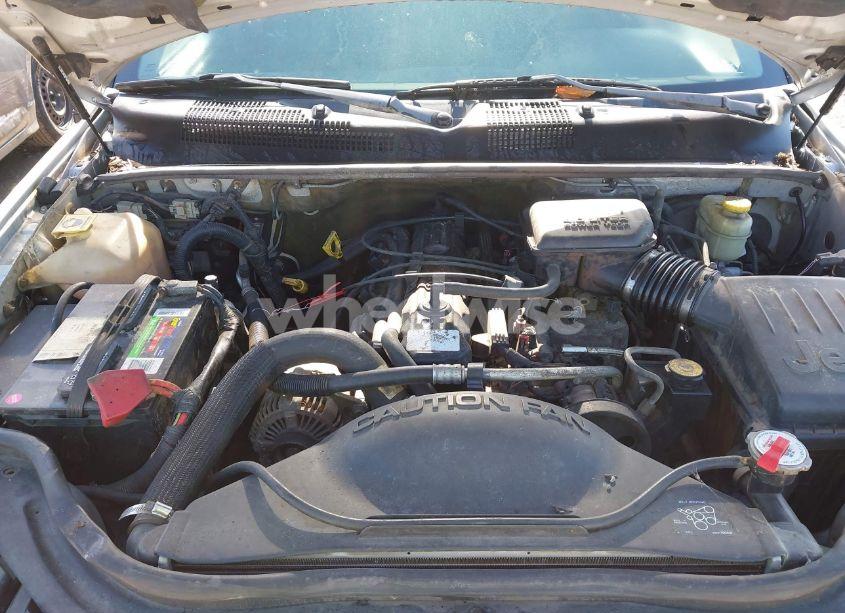 Photo 10 of 2004 Jeep Grand CHEROKEE LAREDO (VIN 1J4GW48S14C377316)