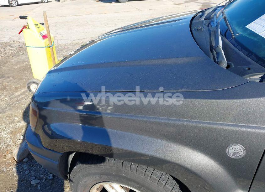 Photo 13 of 2004 Jeep Grand CHEROKEE LAREDO (VIN 1J4GW48S14C431746)