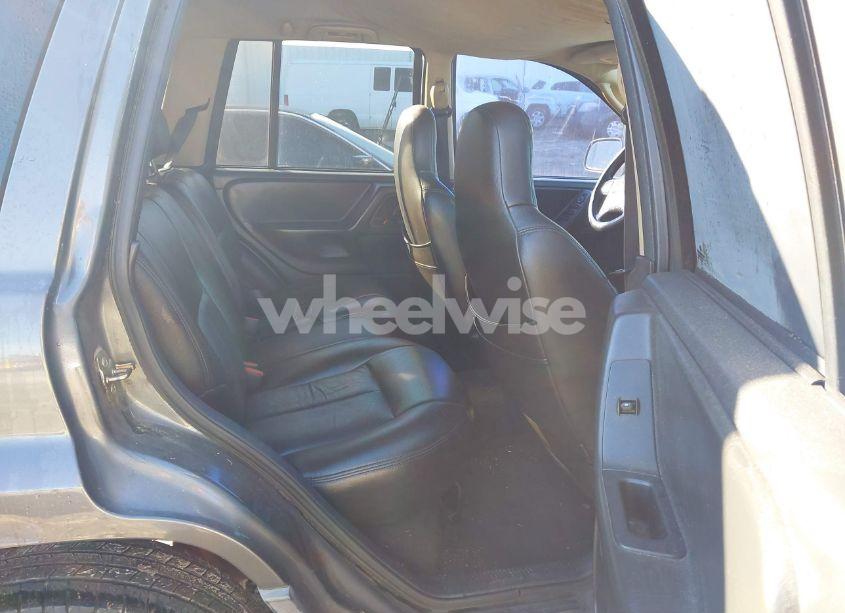 Photo 8 of 2004 Jeep Grand CHEROKEE LAREDO (VIN 1J4GW48S14C431746)