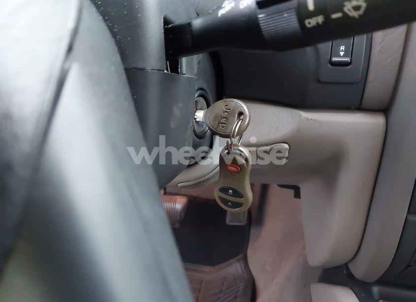 Photo 11 of 2004 Jeep Grand CHEROKEE LAREDO (VIN 1J4GW48S24C276284)