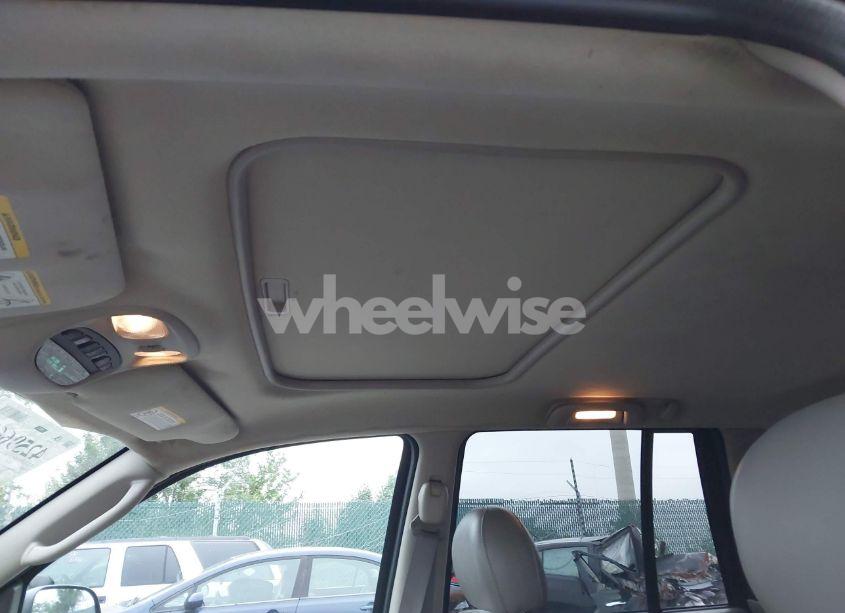 Photo 16 of 2004 Jeep Grand CHEROKEE LAREDO (VIN 1J4GW48S24C276284)