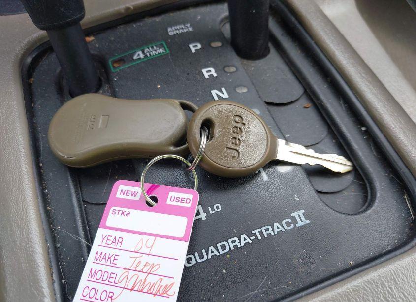 Photo 11 of 2004 Jeep Grand CHEROKEE LAREDO (VIN 1J4GW48S24C294882)