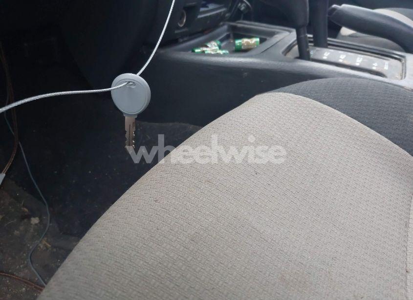 Photo 11 of 2004 Jeep Grand CHEROKEE LAREDO (VIN 1J4GW48S24C307114)