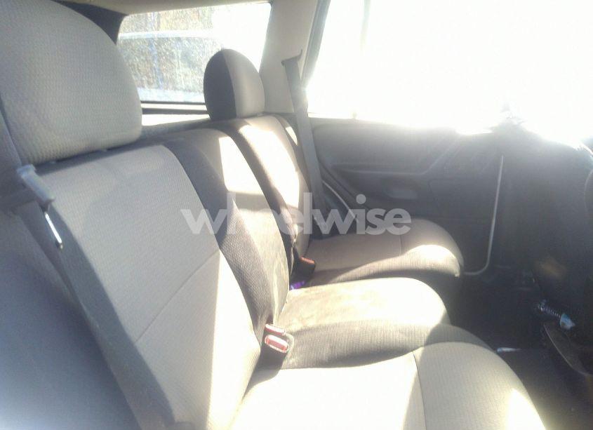 Photo 8 of 2004 Jeep Grand CHEROKEE LAREDO (VIN 1J4GW48S24C307114)