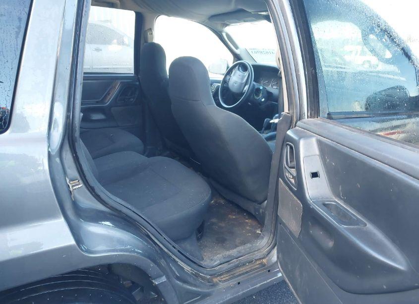 Photo 8 of 2004 Jeep Grand CHEROKEE LAREDO (VIN 1J4GW48S24C397588)