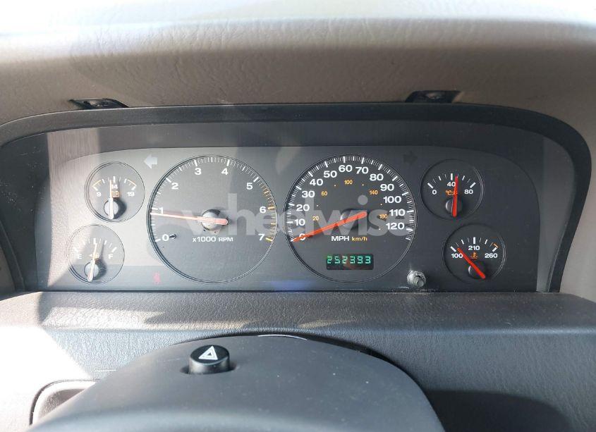 Photo 7 of 2001 Jeep Grand CHEROKEE LAREDO (VIN 1J4GW48S31C558946)