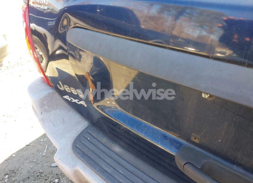 Photo 6 of 2004 Jeep Grand CHEROKEE LAREDO (VIN 1J4GW48S34C217535)