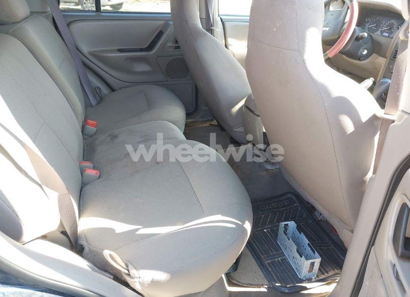 Photo 8 of 2004 Jeep Grand CHEROKEE LAREDO (VIN 1J4GW48S34C217535)