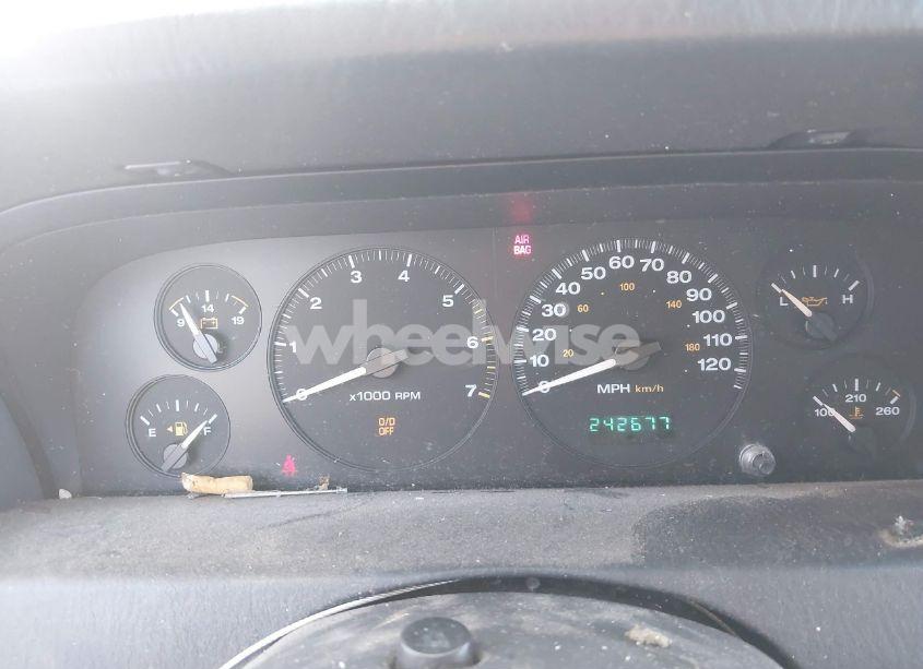 Photo 7 of 2004 Jeep Grand CHEROKEE LAREDO (VIN 1J4GW48S34C284359)