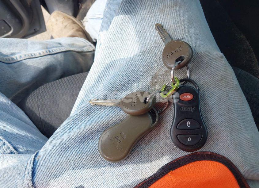 Photo 11 of 2004 Jeep Grand CHEROKEE LAREDO (VIN 1J4GW48S34C399804)