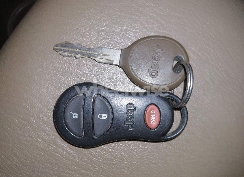 Photo 11 of 2004 Jeep Grand CHEROKEE LAREDO (VIN 1J4GW48S44C321869)